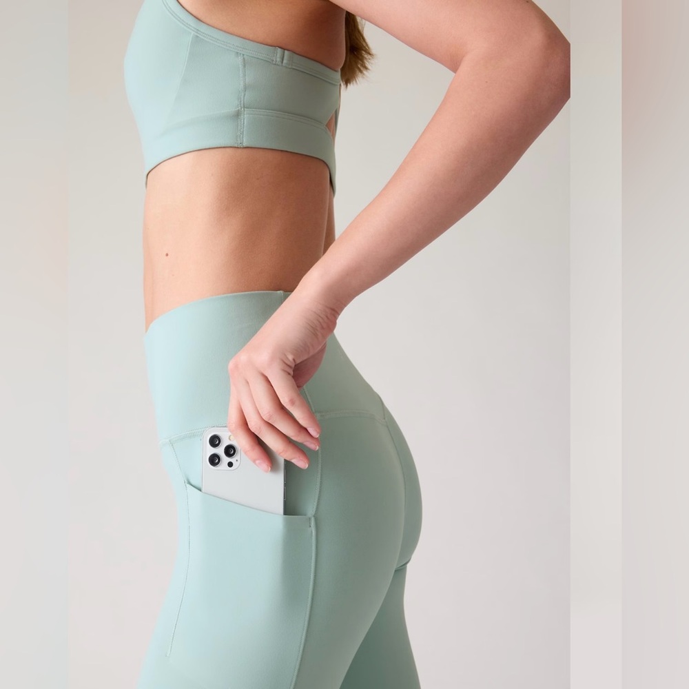 Athleta Mint Green High-Waist Mesh-Detail Leggings - Picture 4 of 8